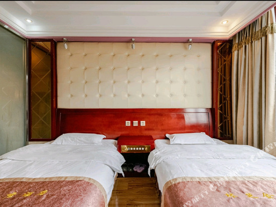Linzhi Jingsheng Hotel — фото 1