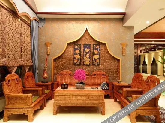 Цзинхун: Xishuangbanna Painama Yicheng Sunshine International Hotel