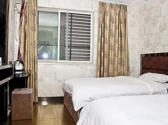 Шанхай: Aiba Hotel (Shanghai Songjiang First People's Hospital)