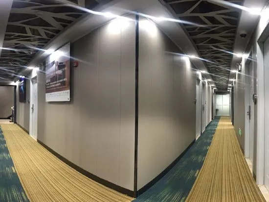 Шанхай: Aiba Hotel (Shanghai Songjiang First People's Hospital)