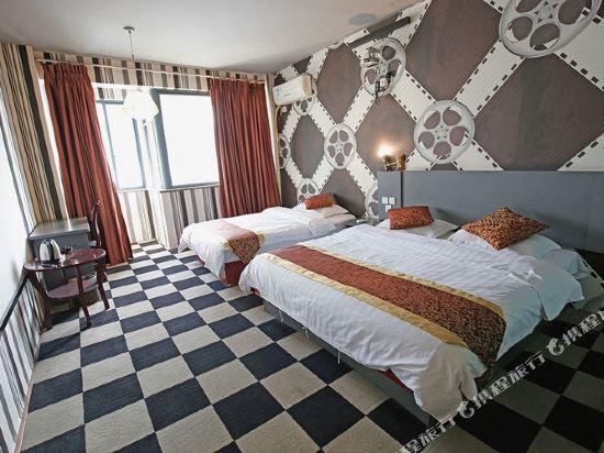 Чэнду: Chuanyi Hotel