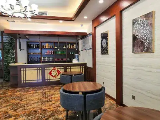 Циндао: Chonpines Hetel (Qingdao Jimo Hetel)