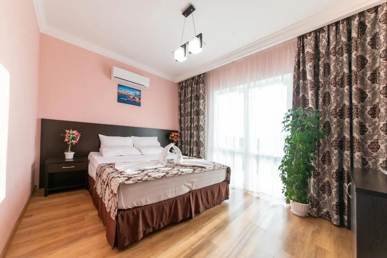 Кабардинка: Guest house Flores