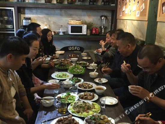 Лицзян: Lijiang Deshengfugu Inn (Gucheng Dashuiche Shop)