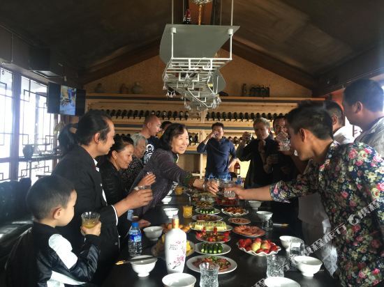 Лицзян: Lijiang Deshengfugu Inn (Gucheng Dashuiche Shop)
