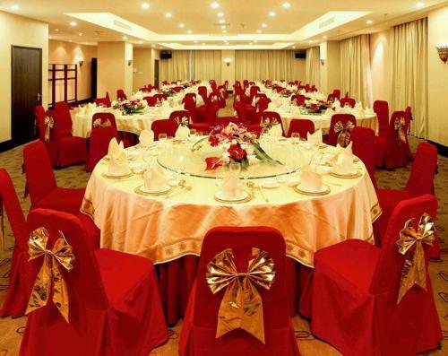 Шэньчжэнь: Vienna Hotel Shenzhen Bantian Vanke Zone 5