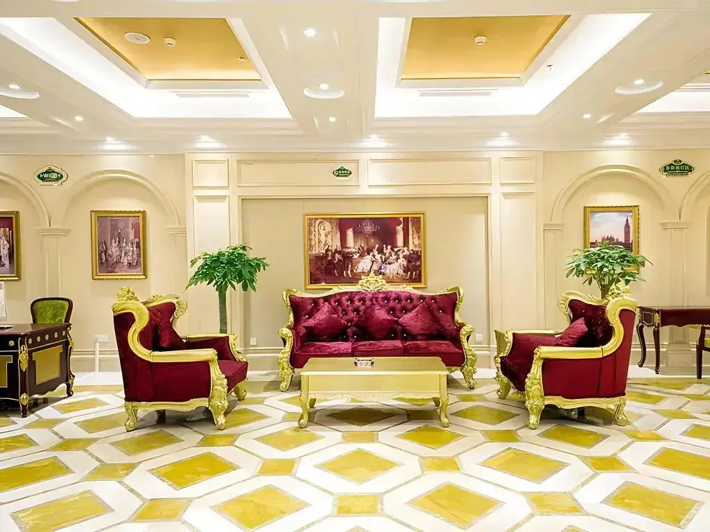 Гуйлинь: Vienna Hotel Guilin Wanfu Square Branch