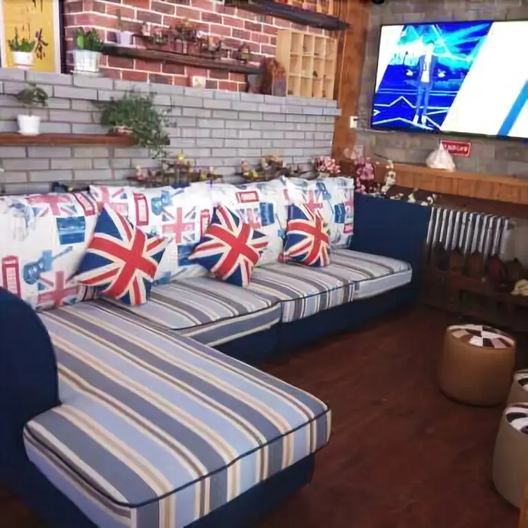 Циндао: Free Line Youth Hostel Qingdao Zhanqiao Railway Station