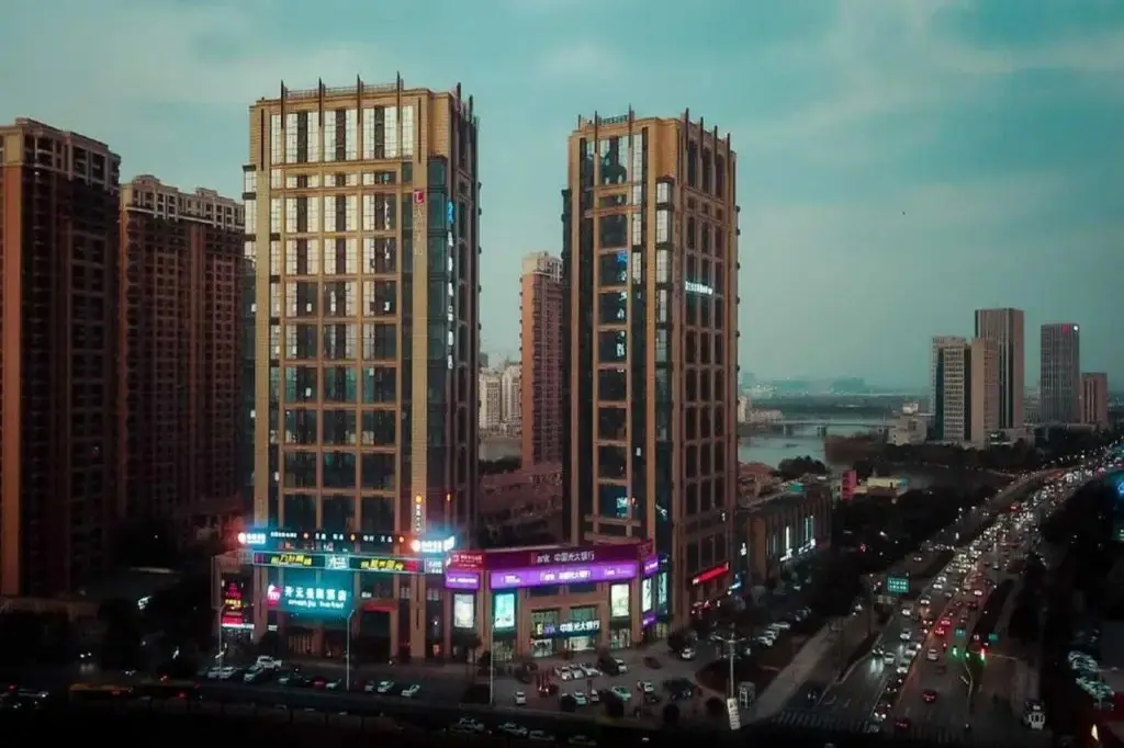 Шаоксинг: Manju Hotel·Shaoxing Jinghu Olympic Sports Center Store