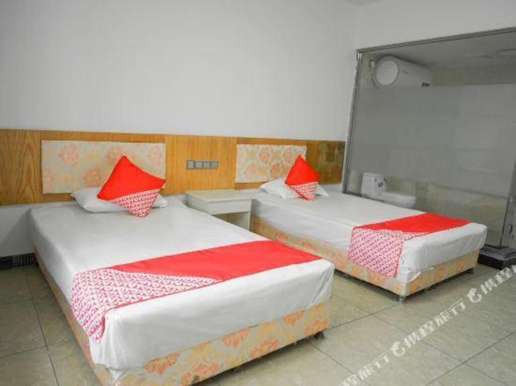 Тайан: Taian Guangcai Shanshui Hostel