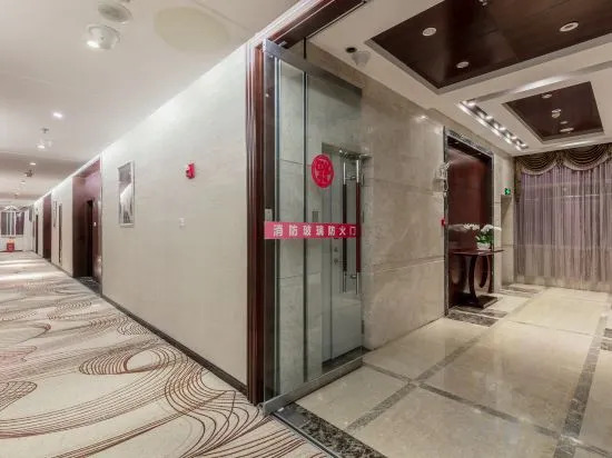 Линьцан: LinCang Jiayi Jinhui Hotel (Municipal People's Government Branch)