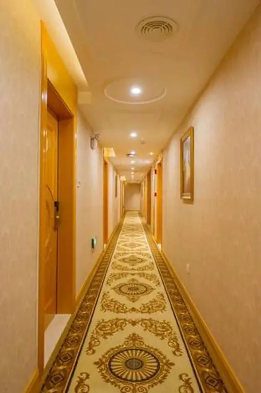 Лючжоу: Vienna 3 Best Hotel Liuzhou Yuejiang Road