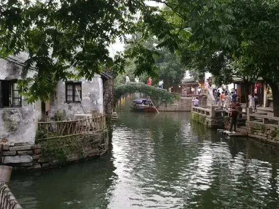 Шанхай: Zhouzhuang Water Moon Pavilion Inn