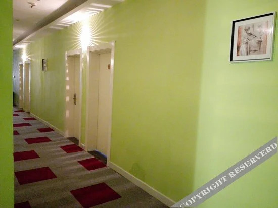 Пекин: Qicai Fashion Hotel (Currently unavailable)