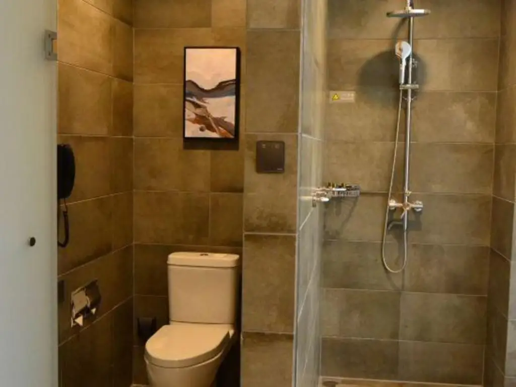 Циндао: Jinjiang Metropolo Hotel - Qingdao Xinduxin