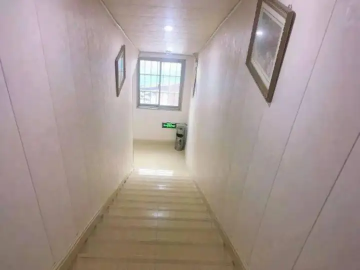Шанхай: Luoshen Hostel