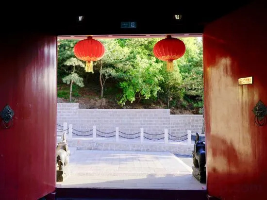 Пекин: Great Wall Inn