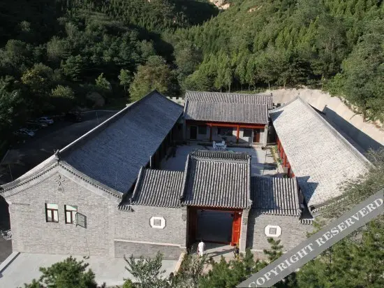 Пекин: Great Wall Inn