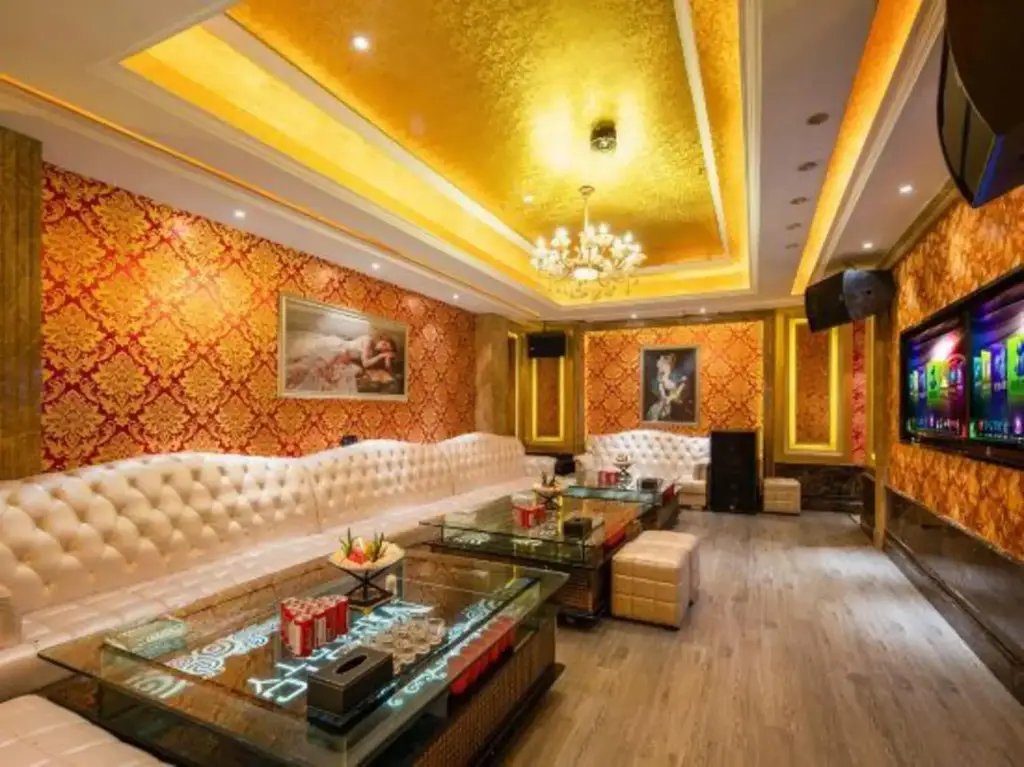 Маоминг: Galaxy International Holiday Hotel