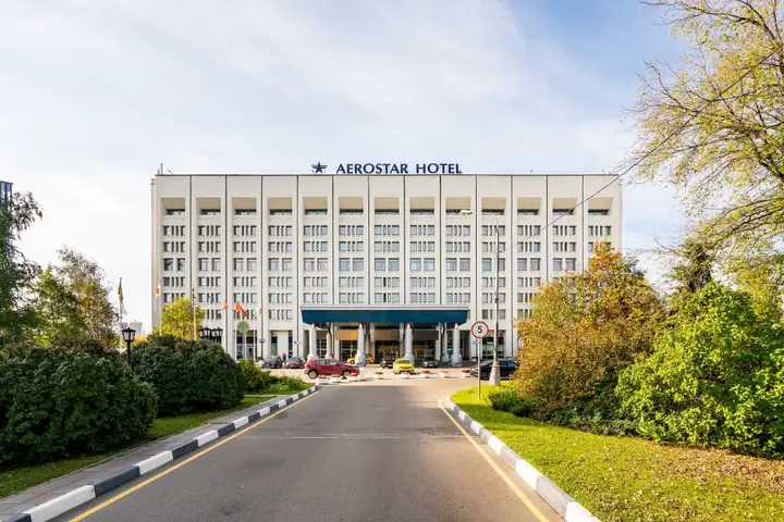 Москва: AZIMUT Отель Аэростар Москва