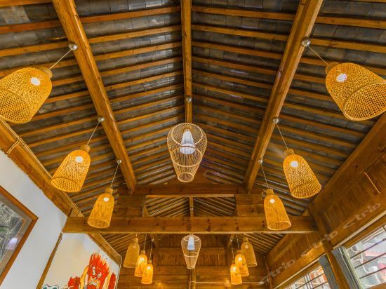 Лицзян: Lijiang Yi Lan Water Atrium Boutique Inn