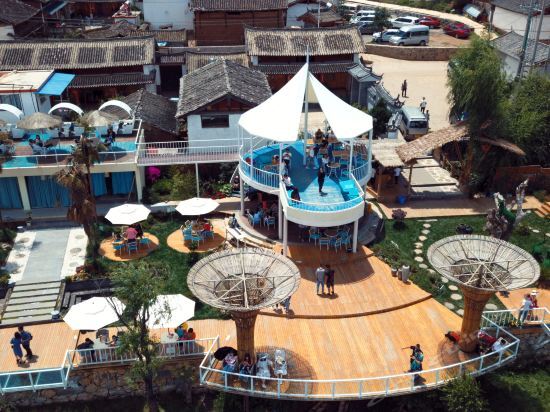Лицзян: Lijiang Yi Lan Water Atrium Boutique Inn