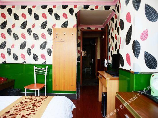 Yishangju Hostel (Shanghai Huashan Road) — фото 1
