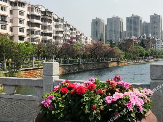 Куньмин: Mingchun Hotel