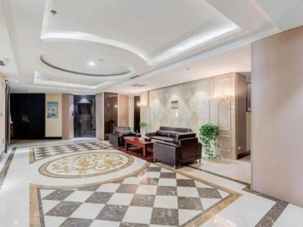 Линьи: Lanling Longzhimeng Hotel
