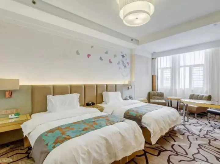 Линьи: Lanling Longzhimeng Hotel