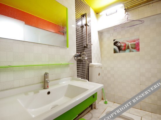 Ухань: Yaozhong Hostel