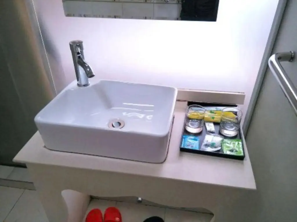 Хэфэй: Hongri Zhongtian Express Hotel (Hefei Baohe Garden Branch)