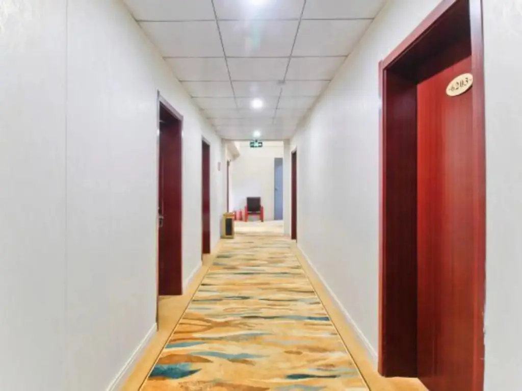 Хэфэй: Hongri Zhongtian Express Hotel (Hefei Baohe Garden Branch)