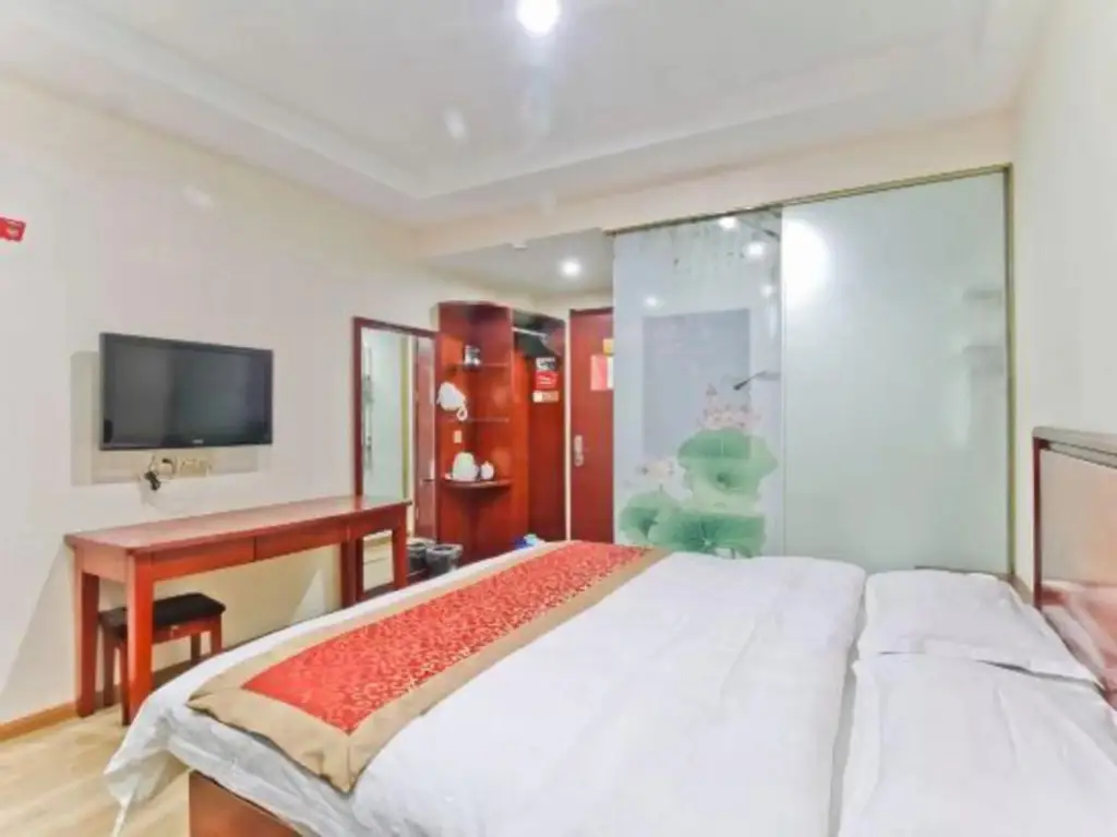 Хэфэй: Hongri Zhongtian Express Hotel (Hefei Baohe Garden Branch)
