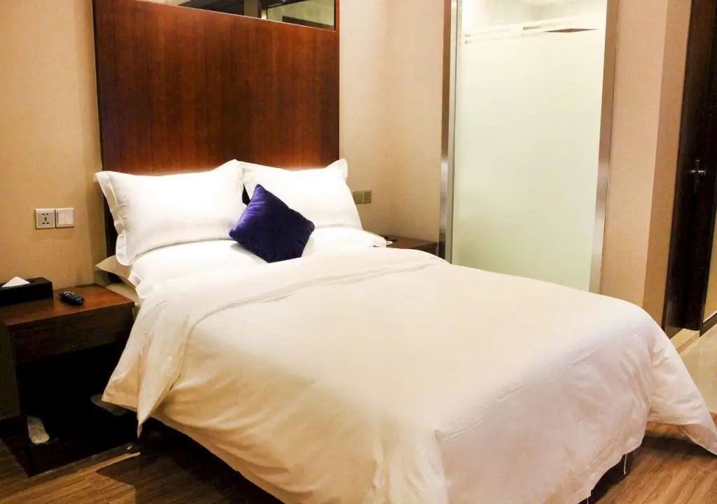 Шэньчжэнь: Shenzhen Pollman Hotel