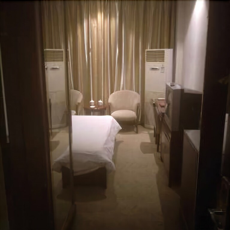 Цзаочжуан: Vienna Hotel Shandong Zaozhuang Tengzhou Railway Station