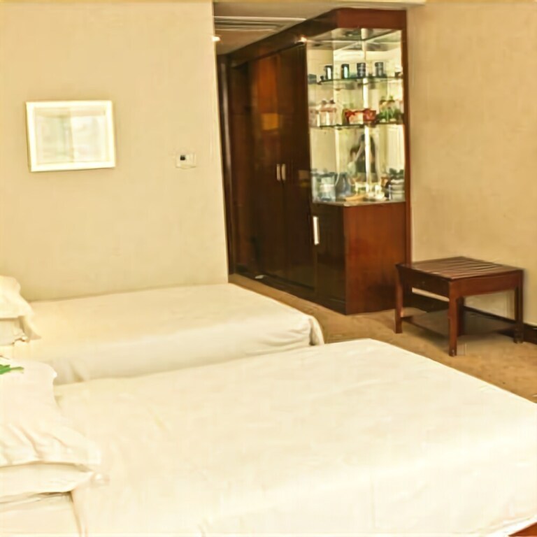 Цзаочжуан: Vienna Hotel Shandong Zaozhuang Tengzhou Railway Station