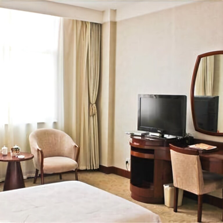 Цзаочжуан: Vienna Hotel Shandong Zaozhuang Tengzhou Railway Station