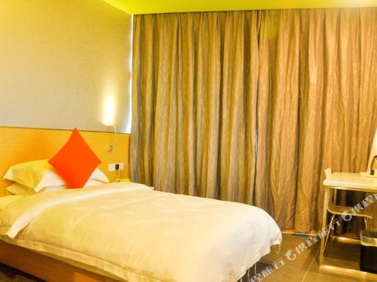 Шэньчжэнь: No. 8 Chain Hotel (Shenzhen East Railway Station, Buji Metro Station)