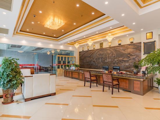 Tongling: M+ • Jinfeng| Design•LakebeamStream Design Hotel ( University High-speed Railway Station Branch)