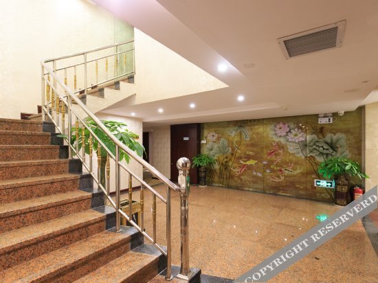 Лючжоу: Shunke Hotel