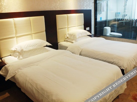 Лючжоу: Shunke Hotel