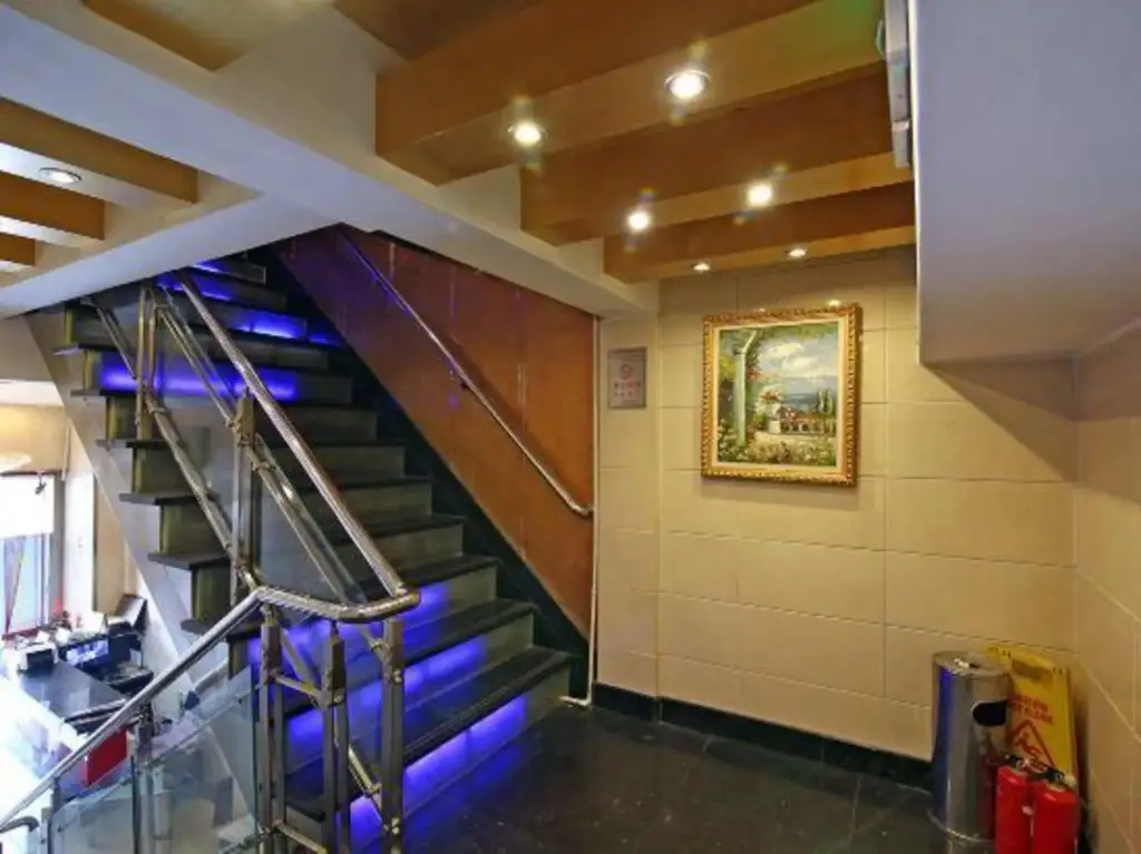 Шанхай: Xingshu 99 Chain Inn (Changhai Hospital Zhengtong Road)