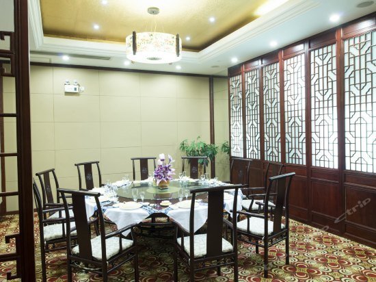 Шанхай: Ludu Hotel