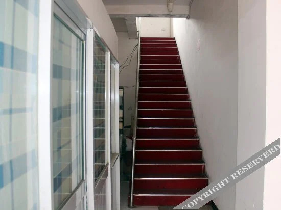 Цзюцзян: Tiantian Hotel