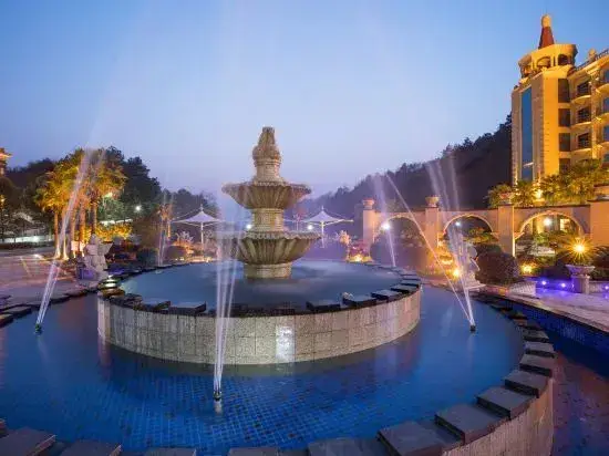 Хуанши: Leishan Defeng Kailong Hot Spring Hotel