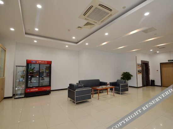 Нанкин: Hanting Express (Nanjing Luhe Changjiang Road)