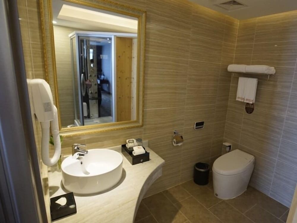 Фошань: GreenTree Eastern FoShan ShunDe District Huicong Electronics Store Hotel