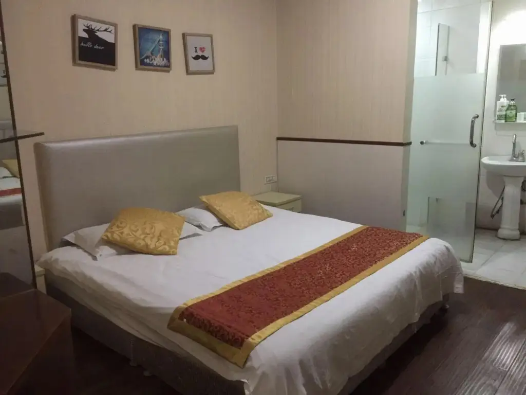 Чжэнчжоу: Zhengzhou Jingdong Express Hotel (Longhai East Road Subway Station Branch)