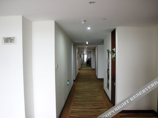 Нинбо: Yixing Hotel